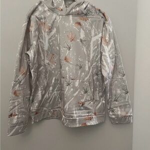 Men’s or women’s GRAY Camouflage Hoodie with kangaroo Pocket Sz XL